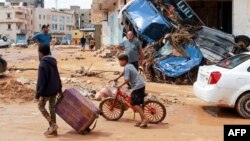 Кадър от либийския град Дерна, който преживя опустошителна буря, довела до смъртта на хиляди.