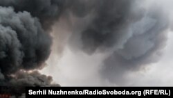 Загрози поширення вогню на житловий сектор немає, каже влада (фото ілюстративне)