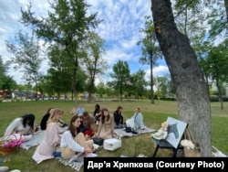 Один із мистецьких пікніків, які Олена з командою почала проводити після початку повномасштабної війни у Покровську на Донеччині