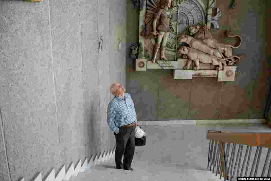 PNUD nu a putut preciza costul aproximativ al celei de-a doua faze a lucrărilor, care va include repararea rețelelor inginerești și a spațiilor interne ale Circului. Potrivit lui Vasilachi, evaluarea costurilor a fost efectuată în 2019, iar de atunci prețurile materialelor de construcție s-au schimbat din cauza pandemiei de coronavirus și a războiului din Ucraina. Organizația va trebui să evalueze din nou costul lucrărilor și apoi să organizeze o licitație.