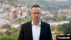 Петер Сиярто