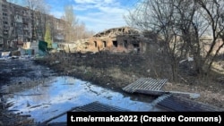 Наслідки обстрілу російським військовими Костянтинівки, 2 квітня 2023 року
