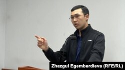 Ырыс Жекшеналиев. 