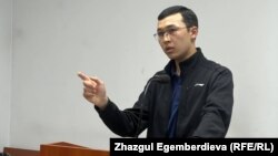 Ырыс Жекшеналиев.