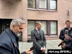 Рето Джюдічетті (у центрі)