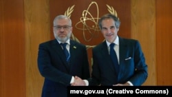 Міністр енергетики Герман Галущенко та директор МАГАТЕ Рафаель Ґроссі, в межах 67-ї сесії Генеральної конференції МАГАТЕ, Відень, 26 вересня 2023 року