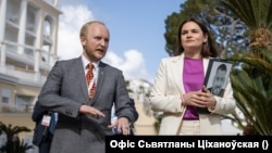 Світлана Тихановська та її радник з дипломатичних питань Денис Кучинський, архівне фото