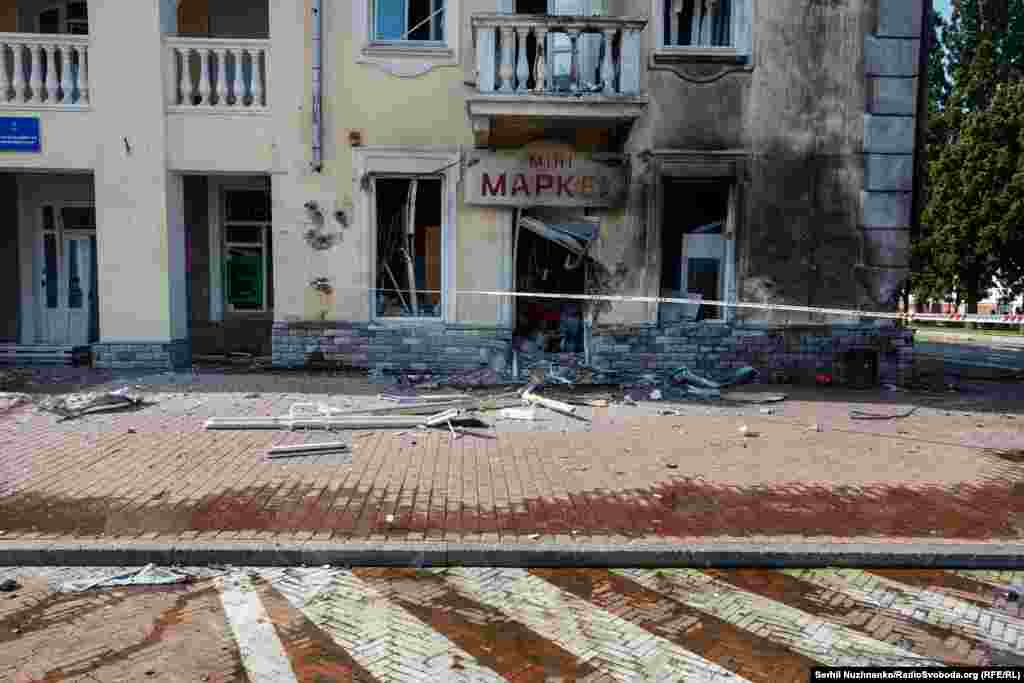 Ulice Černihiva nakon napada.