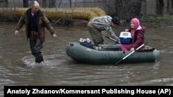 Орск, эвакуация жителей подтопленных районов города