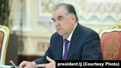 Эмомалӣ Раҳмон, президенти Тоҷикистон ҳамла дар Доғистонро маҳкум кард.
