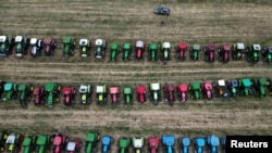 Bolgár búzatermelők traktorokkal tiltakoznak az ukrán gabonabehozatali tilalom feloldása ellen. Fotó: Reuters / Sztojan Nenov