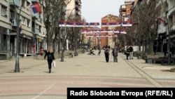 Pasoše koje na Kosovu izdaje Koordinaciona uprava Srbije uglavnom imaju pripadnici srpske zajednice na Kosovu. Fotografija: Severna Mitrovica, mart 2023.