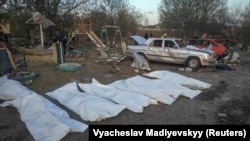 51 людина загинула і шестеро зазнали поранень через атку військ РФ по магизину-кафе у с. Гроза Куп’янського району Харківської області