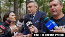 Fostul șef adjunct al SRI, gen. Florian Coldea, după audierea la DNA