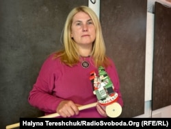 Майстриня яворівської забавки Оксана Когут