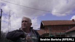 "Ne znam, nas niko nije došao da obavijesti. Sada čujem to (da počinje popis) prvi put od vas", kaže za RSE Spaso Karajlić, mještanin Žitkovca.