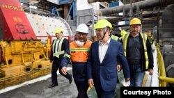 Садыр Жапаров "Эрдэнет" заводуна барды.