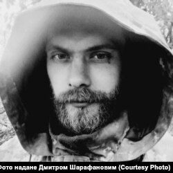 Військовослужбовець Дмитро Шарафанов до поранення, під час служби