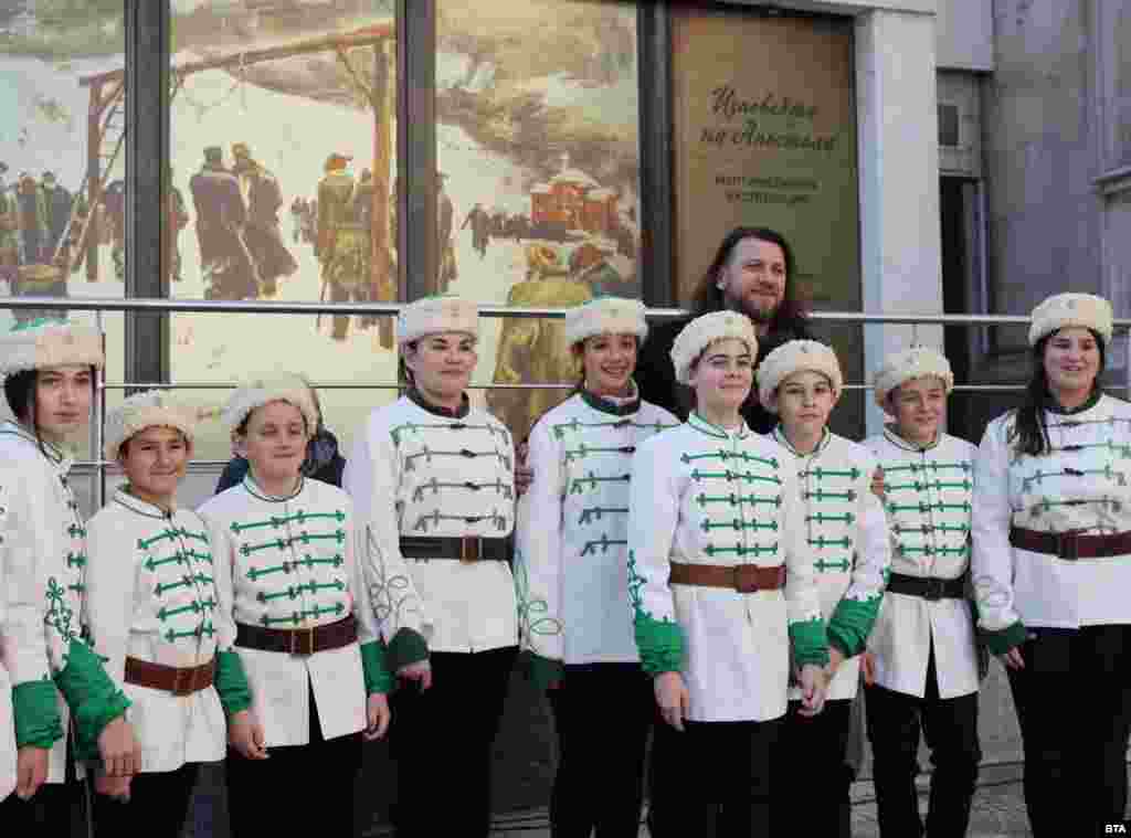 В Националната галерия &quot;Квадрат 500&quot; в София в неделя беше открита&nbsp; мултимедийна дигитална експозиция &bdquo;Изповедта на Апостола&ldquo;. Изложбата е посветена на делото на Васил Левски чрез съчетанието на съвременни дигитални средства, включително холограмен образ на Апостола.