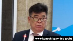 Алтынбек Максүтов.