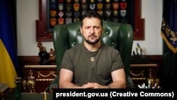 "Много е важно да се добавят решения от свободния свят, който трябва да се защитава", каза Володимир Зеленски.