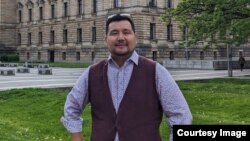 Руфат Султан.