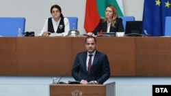 Калин Стоянов говори пред парламента в петък, 28 юни 2024 г.