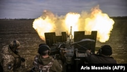 Ushtarët ukrainas në Bahmut, në rajonin e Donjeckut. Fotografi nga arkivi. 