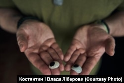 Протези очей Владислава Єщенка