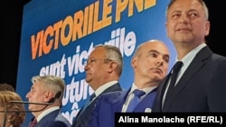 Liderii PNL la sediul din Aleea Modrogan.