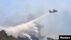 Kanader gasi požar u Grčkoj (Ilustracija)