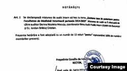 Decizia Consiliului de Administrație al căruit președinte e rectorul Sorin Cîmpeanu pentru înființarea comisiei la care să fie audiați studenții.