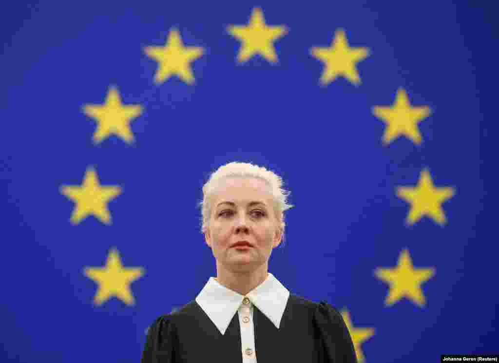 Julija Navaljnaja, udovica Alekseja Navaljnog, lidera ruske opozicije koji je umro u zatvoru u Sibiru, pojavila se u Strazburu u Francuskoj da bi se obratila Evropskom parlamentu.