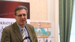 Magyar Bálint a közoktatásról: Semmi értelme a békés tárgyalgatásnak