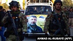 تصویری از ابوباقر ساعدی در مراسم خاکسپاری او در بعد