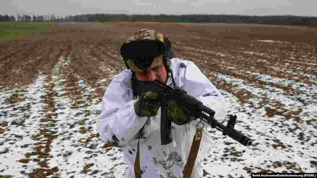 Боротьба з передовими загонами противника та диверсійно-розвідувальними групами