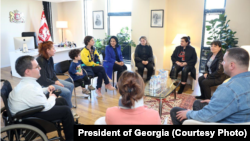 Участники акции встретились с президентом Грузии
