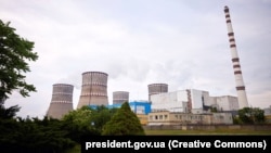 Нерӯгоҳи "Ривне" дар Украина.