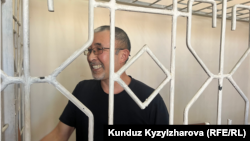 Писатель Олжобай Шакир.