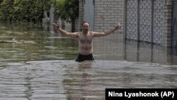 Masovna evakuacija uslijedila je nakon oštećenja brane Kahovka