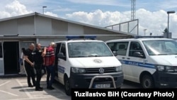 Njemačke vlasti izručuju Milivoja Todorovića vlastima Bosne i Hercegovine na aerodromu u Sarajevu, 9. juni 2023.