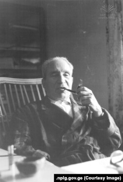 ვიქტორ ნოზაძე