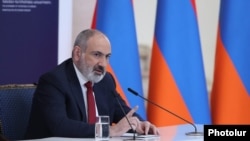 Prim-ministrul armean Nikol Pașinian 