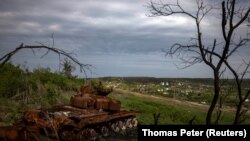 Знищений російський танк поблизу Богородичного на Донеччині, архівне фото