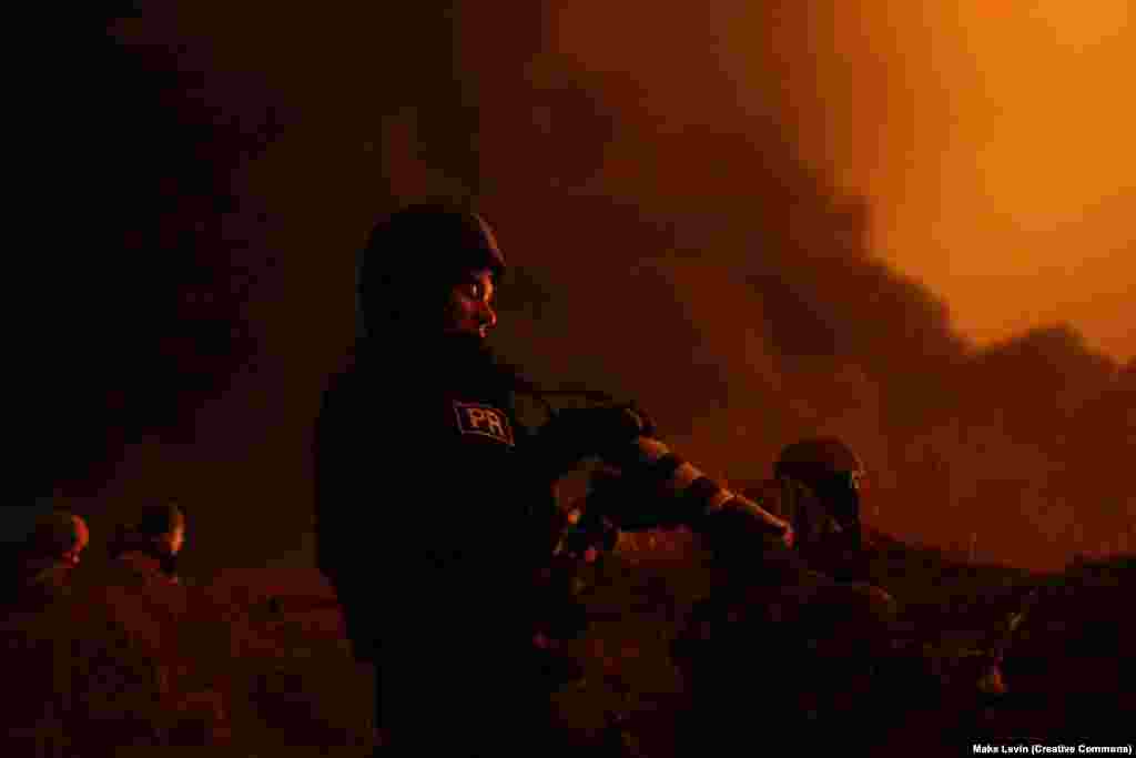 Oroszország Ukrajna elleni háborúja új kihívást jelentett, az RFE/RL pedig az első naptól a helyszínről tudósított, és máig ezt teszi ott, ahol „a szabad sajtót vagy betiltotta az önkényuralom, vagy az ki sem alakulhatott teljesen”