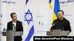 «Ми очікуватимемо ухвалення рішень. Насамперед ідеться про захист українського неба», – сказав Дмитро Кулеба