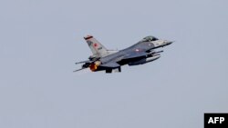 «Паралельно буде йти підготовка юридичних рішень, необхідних для передачі літаків і самих літаків»