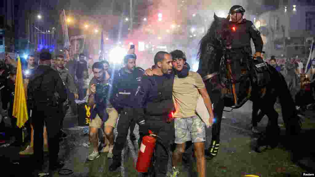 Izrael becslései szerint még mindig mintegy nyolcvan túsz van a Hamász fogságában negyven másik túsz holttestével együtt