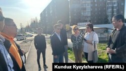 Дастан Бекешев курулуш бүтпөй турган үйлөргө акчасын салган үлүшчүлөр менен