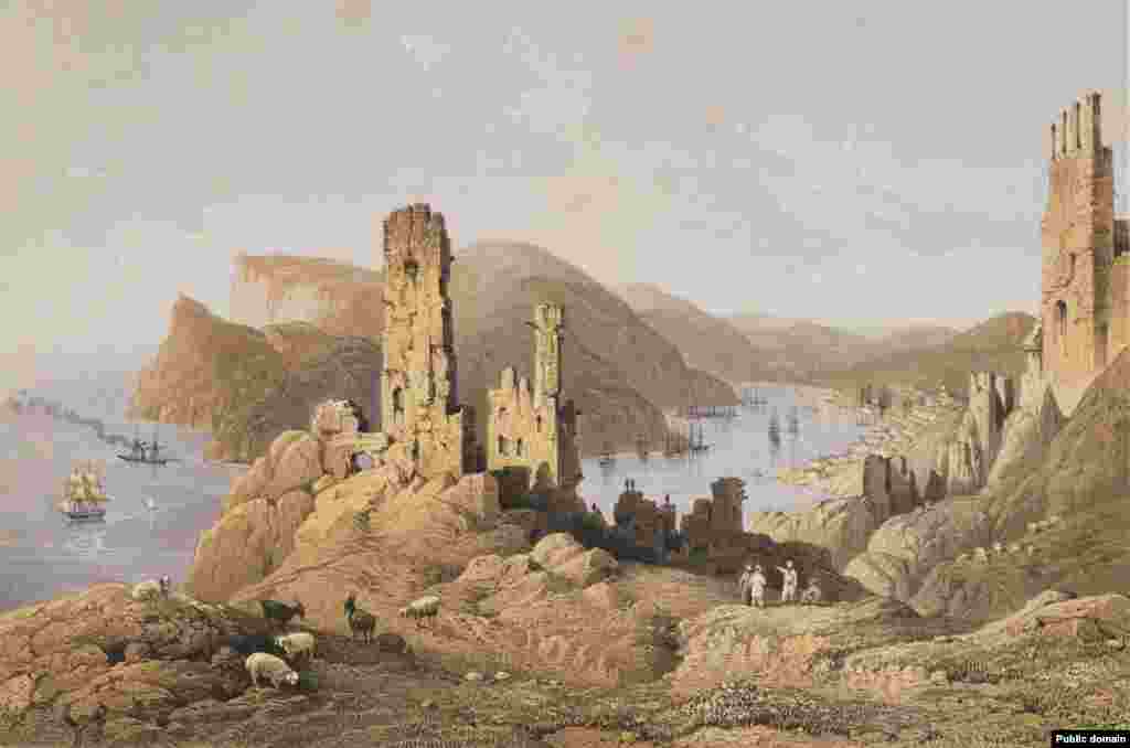 Balaklava, văzut dinspre fortificațiile din epoca genoveză care străjuiesc portul.&nbsp; Orașul&nbsp;a devenit emblematic în Anglia pentru Războiul Crimeei, din cauza luptei grele date pentru controlul golfului.